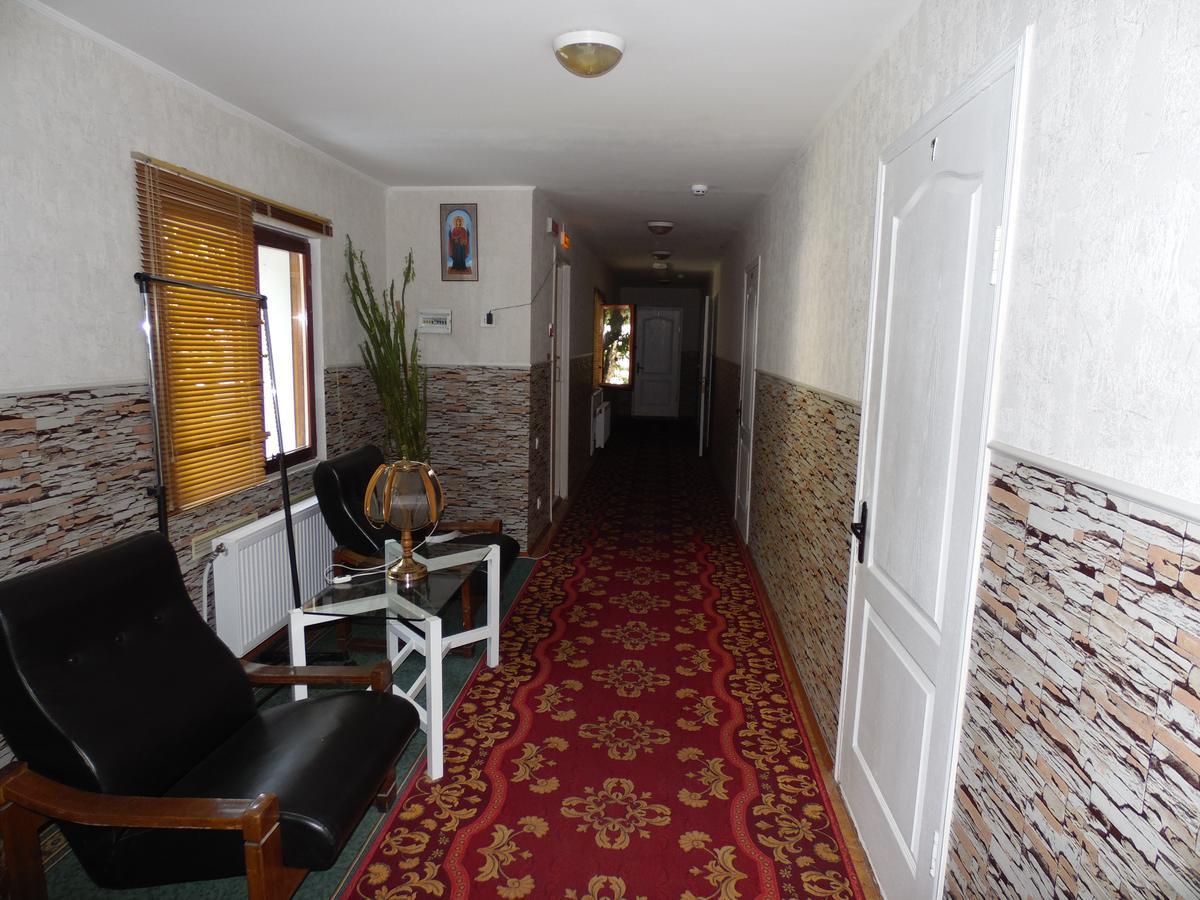Na Admirala Makarova Hotel นิโกลาเยฟ ภายนอก รูปภาพ